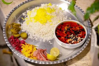 طرز تهیه خورشت خلال کرمانشاهی با گوشت و زرشک