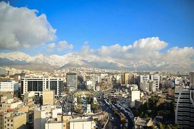 هواشناسی تهران: آسمان ابری همراه با وزش باد