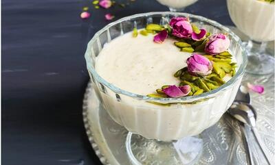 طرز تهیه فرنی+ نکات و فوت‌وفن ها