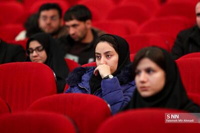 جشن بی‌مدیریتی در دانشکده مدیریت؛ روز دانشجو در سایه سرد بی‌تدبیری/ چرا به تشکل‌های دانشجویی تریبون نرسید؟!