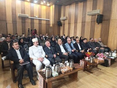 با تاکید امام خمینی، نمایندگان اقلیت‌ها در مجلس خبرگان تدوین قانون اساسی حضور داشتند