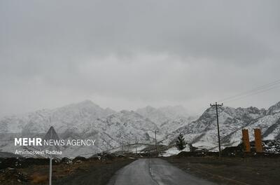 جاده‌ ۲۰ استان کشور امروز برفی، بارانی و پدیده مه‌گرفتگی است