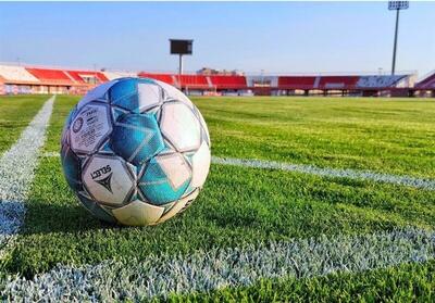 پرسپولیس و ملوان با تساوی در نیمه نخست به رختکن رفتند