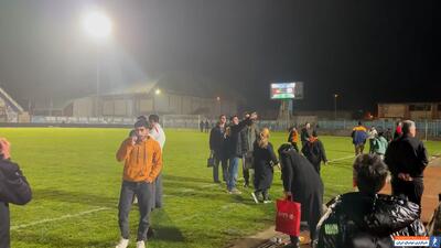 بازار داغ سلفی بگیران پس از یازی ملوان - پرسپولیس - پارس فوتبال