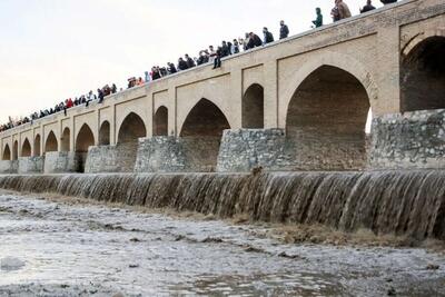 زاینده رود چه زمانی بسته می شود؟