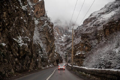 بارش برف و باران در جاده چالوس