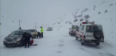 انجام بیش از ۲ هزارکیلومتر برفروبی در کردستان/رهاسازی ۴۴۰ خودرو گرفتار در برف