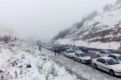 بارش برف و ترافیک سنگین در برخی جاده های کشور