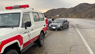 2 حادثه جداگانه در جاده سمنان رخ داد / تصادف ال90 و واژگونی سمند با قربانیان متعدد