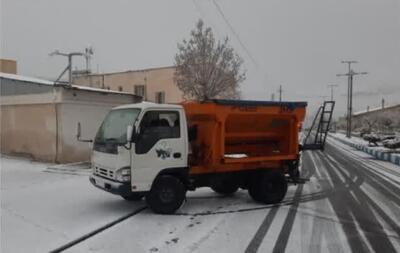 یک هزار و ۳۰۰ تن نمک‌پاشی در معابر شهر زنجان انجام شد