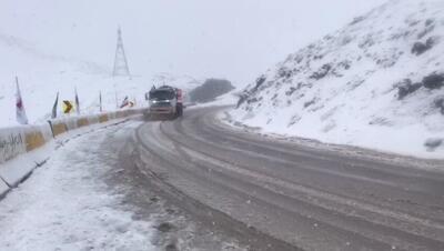 بازگشایی مسیر ۷ روستای پشتکوه موگویی فریدونشهر