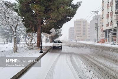 بارش برف در بجنورد ادامه دارد