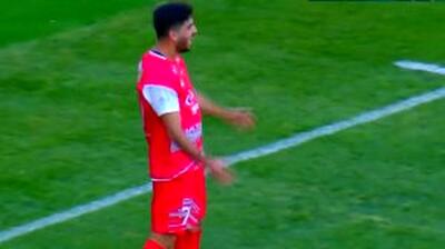 شلیک از راه دور مملیِ پرسپولیس، نقش جهان را آتش زد