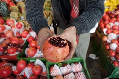 از شب یلدا 1402 تا به حال طلا دو برابر گران شد، دلار ۴۸ درصد افزایش یافت