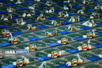 آغاز توزیع ۲۰ هزار «بسته معیشتی » به مناسبت یلدا در مناطق محروم تهران/ ارزش هر بسته ۸۰۰ هزار تومان