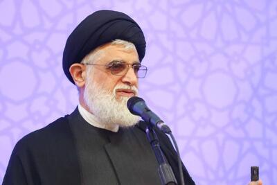 امام جمعه انزلی: تسهیل ازدواج راه برون رفت از سقوط جمعیتی است