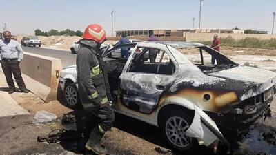 یک دستگاه خودرو در جاده گناباد به بجستان آتش گرفت