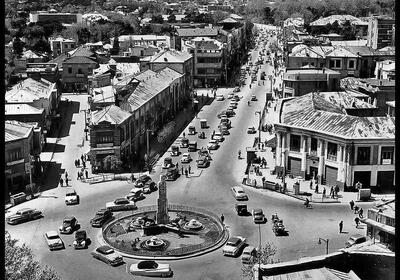 عکسی قدیمی از میدانی در تهران که بار‌ها شکل عوض کرد | اقتصاد24