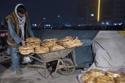 (ویدئو) گزارشی از نان افغانی، یکی از محبوب‌ترین و معروف‌ترین غذا‌های افغانستان