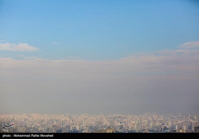 تداوم آلودگی هوا در استان قم؛ بیماران از منزل بیرون نروند - تسنیم