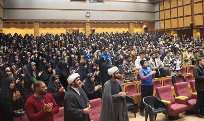 اردوی راهیان نور مقاومت دانشجویان دانشگاه‌های فرهنگیان سراسر کشور به میزبانی کرمان