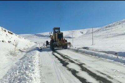 بازگشایی راه ارتباطی ۱۳۱ روستای آذربایجان غربی طی ۲۴ ساعت گذشته توسط راهداران استان