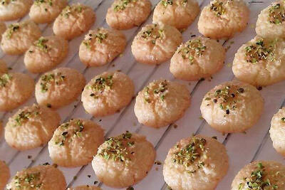 طرز درست کردن شیرینی نارگیلی بازاری به راحتی در خانه کمتر از 30 دقیقه + فیلم