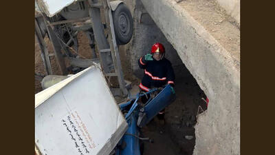 مرگ تلخ راننده نیسان بر اثر سقوط در کانال آب