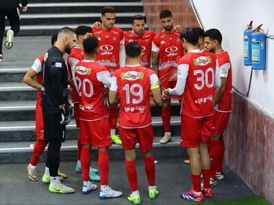 تقسیم پاداش دلاری هوادار متمول بین پرسپولیسی‌ها!