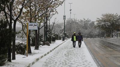 ایران منتظر سامانه بارشی از اقیانوس هند؛ کویر هم سفیدپوش شد