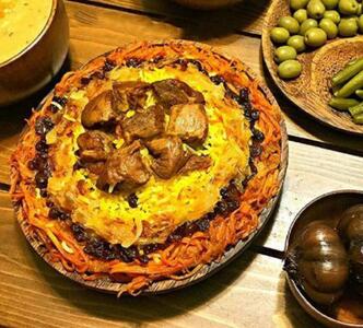 طرز تهیه پلو بخارا ساده و لذیذ و مجلسی با گوشت و هویج و کشمش - فراشپز