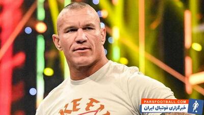 رندی اورتون به زودی به صحنه WWE بازمی‌گردد؛ آماده برای رویال رامبل و رسلمنیا - پارس فوتبال