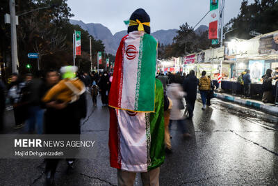 حضور زائران حاج قاسم در روز برفی کرمان