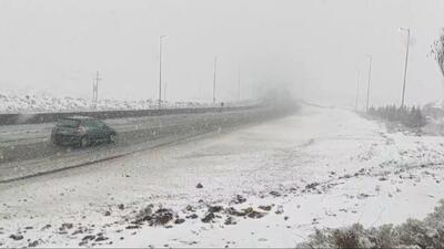 برف و یخبندان در ۹۰ درصد جاده‌های کرمان