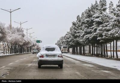 ترافیک سنگین در هراز/بارش برف در جاده‌های 3 استان - تسنیم