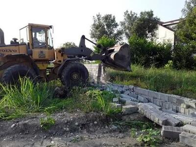 قلع و قمع پنج خانه‌باغ غیرمجاز در آرادان