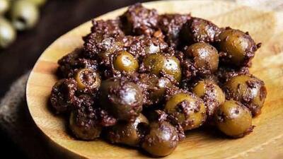 طرز تهیه زیتون پرورده در خانه