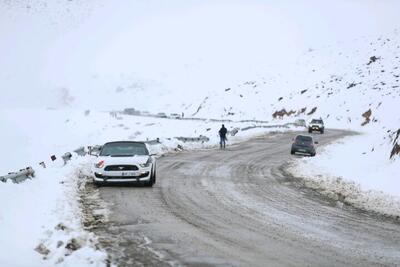 بارش برف و باران در جاده‌های ۵ استان