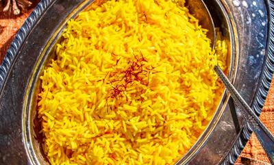 طرز تهیه برنج زعفرانی+ نکات و فوت‌وفن‌ ها