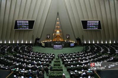 جزئیات جلسه کمیسیون اجتماعی مجلس با وزیر کار/ ۷۰ درصد نمایندگان از پاسخ‌های «میدری» قانع شدند