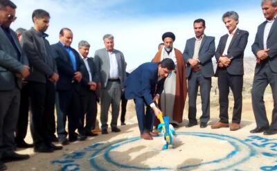 آغاز آبرسانی به روستای چهارراه آل طیب در شهرستان لنده