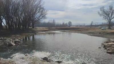 خروش رودخانه روستای موغان با بارش‌های زمستانی + فیلم