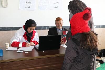 بهره‌مندی ۳۰۰ خانوار روستایی در ساوه از خدمات رایگان کاروان سلامت