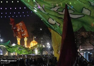 حرم مطهر رضوی به یمن قدوم جوادالائمه(ع) گلباران شد - تسنیم