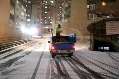 آماده باش ۸۰۰پاکبان و ۶۰ دستگاه ماشین آلات برف روبی در ارومیه