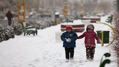 منتظر بارش برف باشید/ تهران یخ می‌زند/فیلم