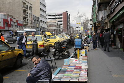 تغییر چهره خیابان انقلاب تا پایان سال