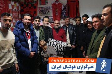 حضور کادر فنی و بازیکنان پرسپولیس در آسایشگاه خیریه کهریزک کرج - پارس فوتبال