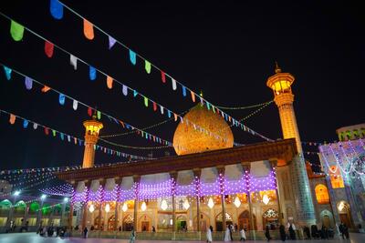 حرم مطهر احمدابن موسی الکاظم(ع) مسرور ولادت مولود کعبه - تسنیم