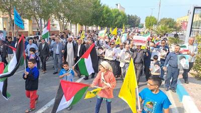 برگزاری راهپیمایی جمعه نصر در بوشهر